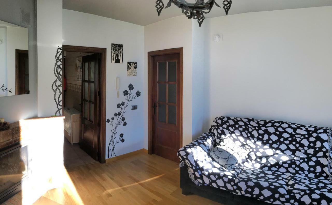 בית הארחה בנאוקאס 	Casa El Cabrero מראה חיצוני תמונה